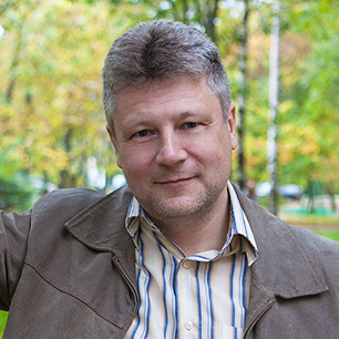 Валентин Озеров